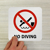 Pool Marker: No Diving or Jumping